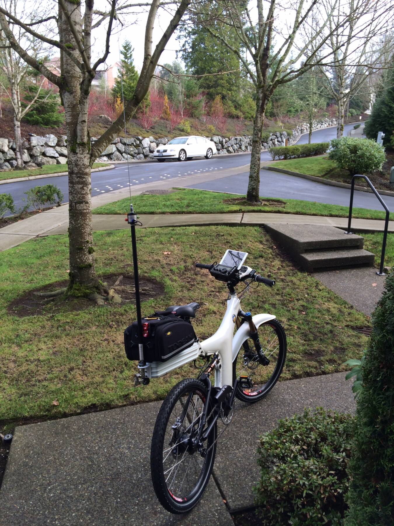 Review John Maguire Optibike R11