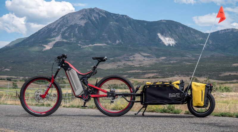 P1025237 r22 everest adventure bike with burley trailer