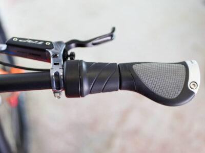 r22-orange-throttle-brake Right side of handlebar with half twist throttle